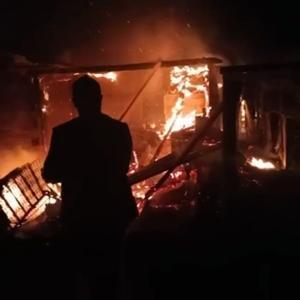 Kocaelinde Köy Fırını ve Ardiyesi Yangında Kullanılamaz Hale Geldi