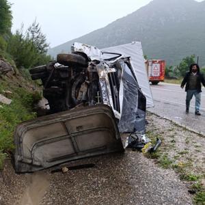 Kahramanmaraş’ta kamyonet devrildi: 1 yaral