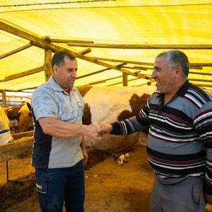 Bornova Kurban Pazarı Açıldı