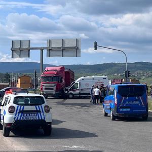 Başsavcının bulunduğu ambulans, kazaya karıştı; 8 yaralı