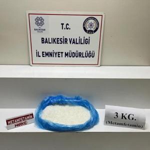 Edremit’te 3 kilo metamfetamin ele geçirildi