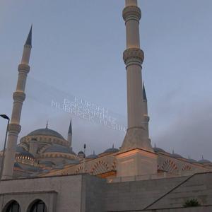 İstanbul - Çamlıca Camii’nde bayram namazı kılındı
