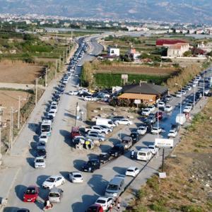 Hataylılar bayram tatilinde sahillere akın etti