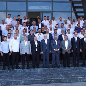 İstanbul- Vali Gül, İstanbul Havalimanı Taksiciler Kooperatifini ziyaret etti