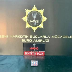 Adıyamanda uyuşturucu operasyonu: 5 gözaltı