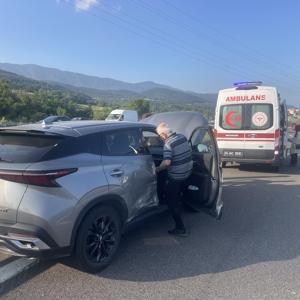 Anadolu Otoyolundaki zincirleme kazada 2 kişi yaralandı