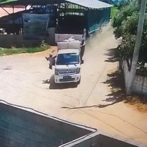 Aydında Çöp Aracı Kazası: İşçi Ağır Yaralandı