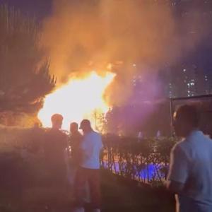 İstanbul- Avcılarda düğüne katılanların attığı sigara izmariti parkta yangın çıkardı