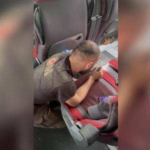 Yolcu otobüsünün koltuk altlarından kaçak ürünler çıktı