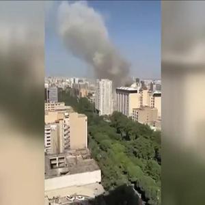 Tahranın merkezinde iki büyük patlama
