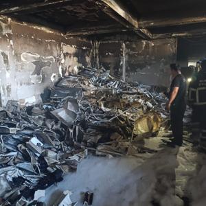 Mardinde depo yangınında 1 itfaiye eri dumandan etkilendi