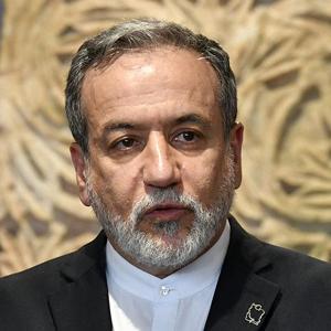 İran kapıları kapattı Dışişleri Bakanı Arakçiden açıklamalar...