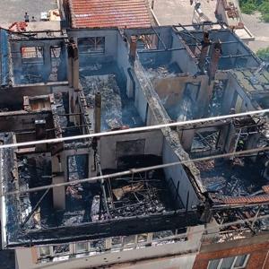 Kayseride 3 Katlı Binada Yangın Çıktı