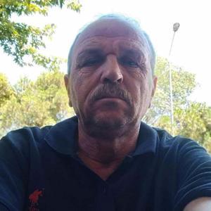 Arı sokan taksici öldü