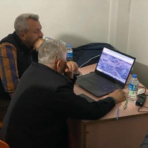 Tek motorlu uçakla dünya turuna çıkan pilot, kaza kırıma uğradı; 2 kişiye ulaşılmaya çalışılıyor (5)