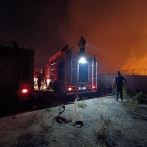 Suriye’den Hatay’a sıçrayan yangın kontrol altına alındı