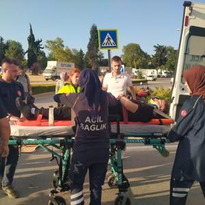 Otomobil ile çarpışan motosikletli yaralandı