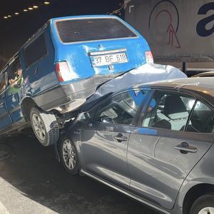 Anadolu Otoyolunda zincirleme kaza ulaşımı aksattı