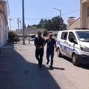 42 yıl kesinleşmiş hapis cezası olan firari hükümlü saklandığı evde yakalandı