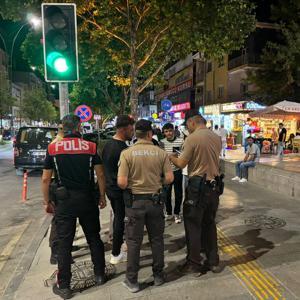 Kırşehir’de polis ekiplerinden kent genelinde huzur uygulaması