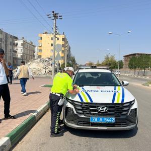 Kiliste otomobil ile motosiklet çarpıştı: 2 yaralı