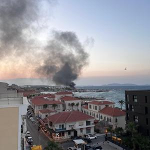 Çeşmede demirli teknede çıkan yangın korkuttu