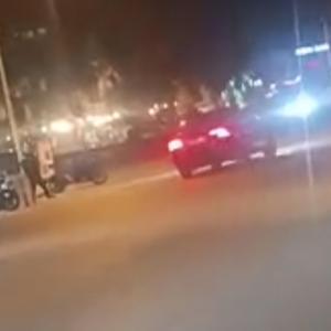 Drift yapıp, kendisini uyaranları bıçakla tehdit etti; polisin takibinde dere yatağına düştü