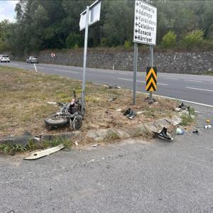 Karasu’da otomobille çarpışan elektrikli bisikletin sürücüsü öldü