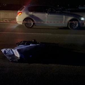 Yolun karşısına geçerken cipin çarptığı kadın öldü