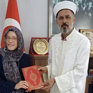 Almanya vatandaşı Saskia Janina Brechtel, Müslüman olup Süheyla ismini aldı