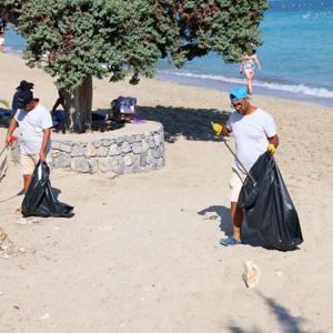 Çeşmede 19 plajda 7/24 temizlik
