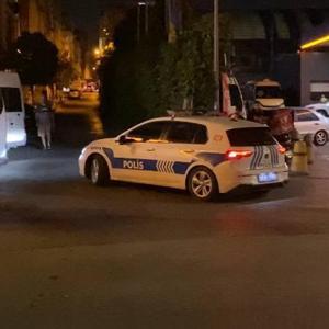 İstanbul - Küçükçekmece’de kız arkadaşıyla yürüyen kişiye silahlı saldırı