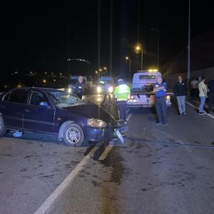 Kayseride otomobil ile kamyonet çarpıştı: 1 ölü, 4 yaralı