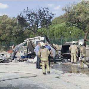 İstanbuol - Bakırköydeki Sosyete Pazarının çay ocağında yangın