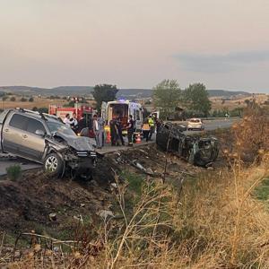 Eski belediye başkanı kazada öldü, eşi yaralandı