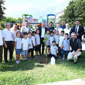 Kemerde İlköğretim Haftası kutlandı