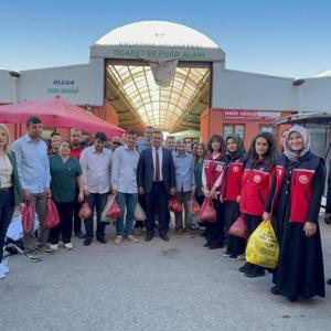 Engelliler pazarda alışveriş yaptı, ihtiyaç sahibi ailelerin evlerine teslim etti / Ek fotoğralar