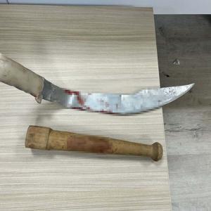 İzmir’de kayınpeder ile damadın pala ve sopalı kavgası: 2 yaralı