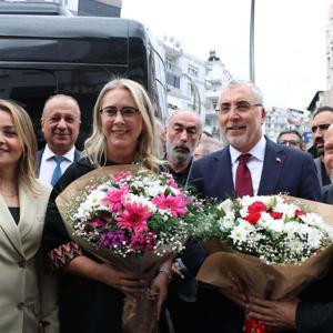 Bakan Işıkhan, İzmirde