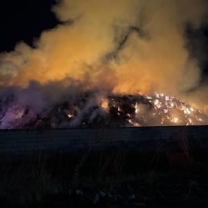 Kırıkkale’de yaklaşık 600 ton saman balyası alev alev yanıyor