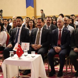 İskenderun’da Pedagojik Yaklaşımlarla Dezenformasyonla Mücadele Çalıştayı
