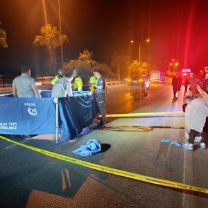 Otomobille çarpışan motosikletli hayatını kaybetti