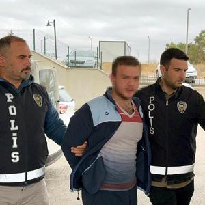 Anne ve babasını öldürüp, 3 akrabasını yaralayan sanığa 74 yıl hapis cezası