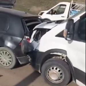 Antakya’da zincirleme kaza