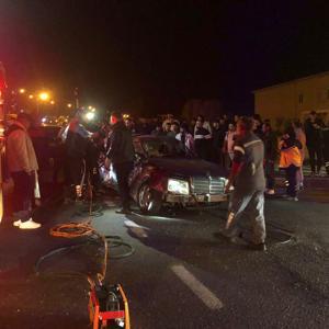 Nevşehir’de tur otobüsü ile otomobil çarpıştı: 2 ölü, 3 yaralı