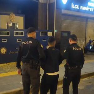 İzmirde 50 yıl kesinleşmiş hapis cezası bulunan 16 yaşındaki firari hükümlü yakalandı
