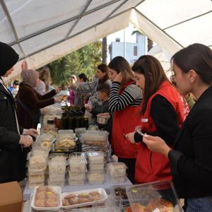 Yayladağı’nda SMA’lı Harun’a destek kermesi düzenlendi