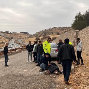 İstinat duvarına çarpan otomobilin sürücüsü ağır yaralandı, annesi öldü