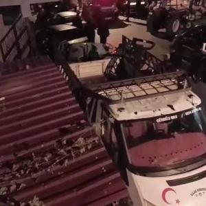 Hatayda komşu iki aile arasında bıçaklı kavga; 1 ölü, 6 yaralı