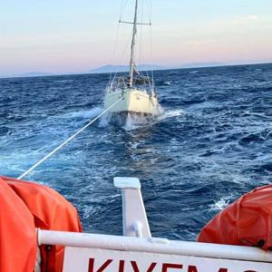 Datçada sürüklenen tekne kurtarıldı